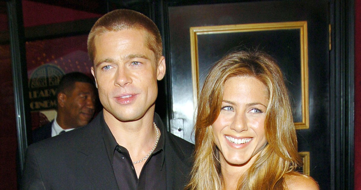Fans speculate a reconcile between Jennifer Aniston and Brad Pitt 
