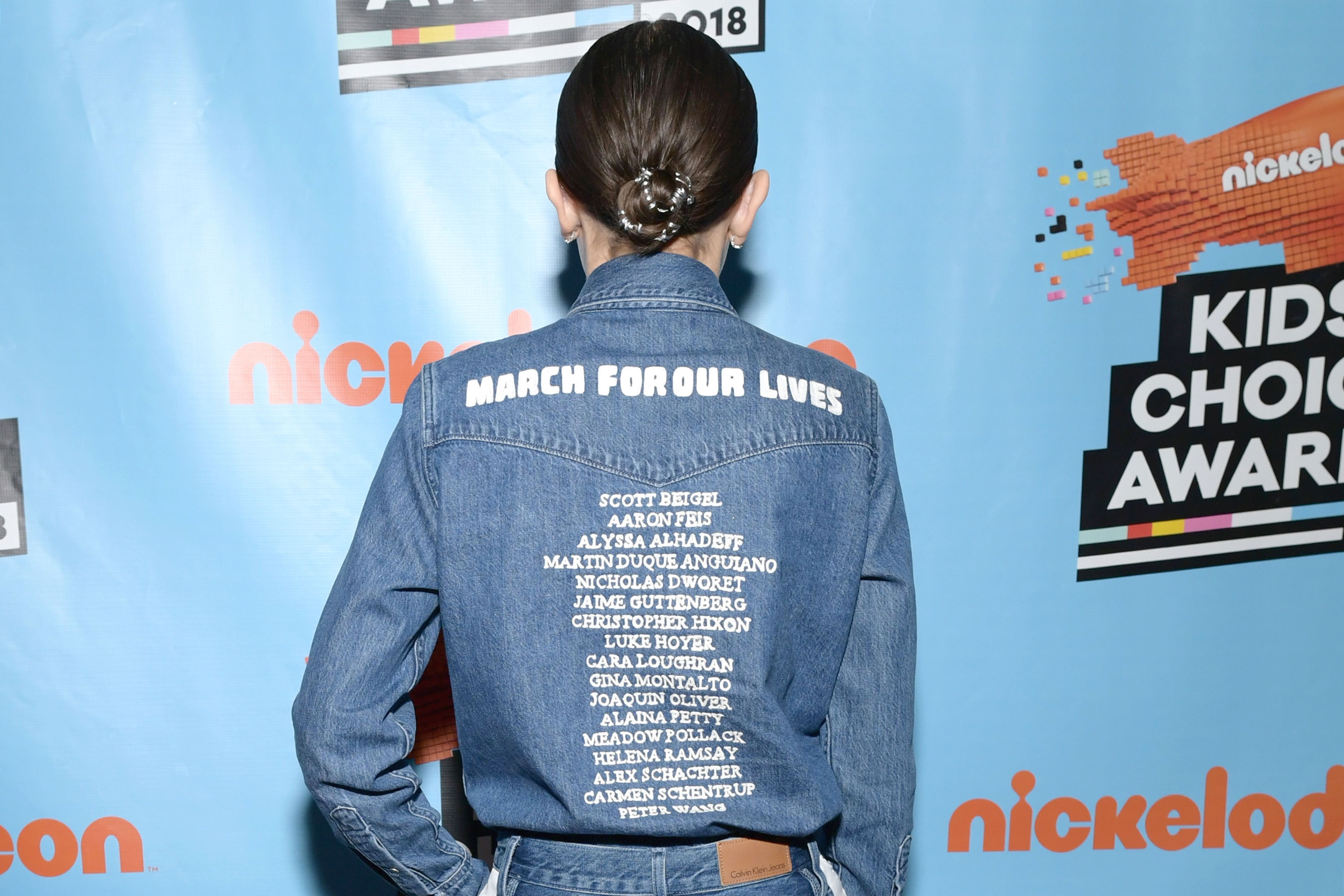 Millie Bobby Brown's Outfit At The Kid’s Choice Awards Memorializes Feb 14 Shooting Victims