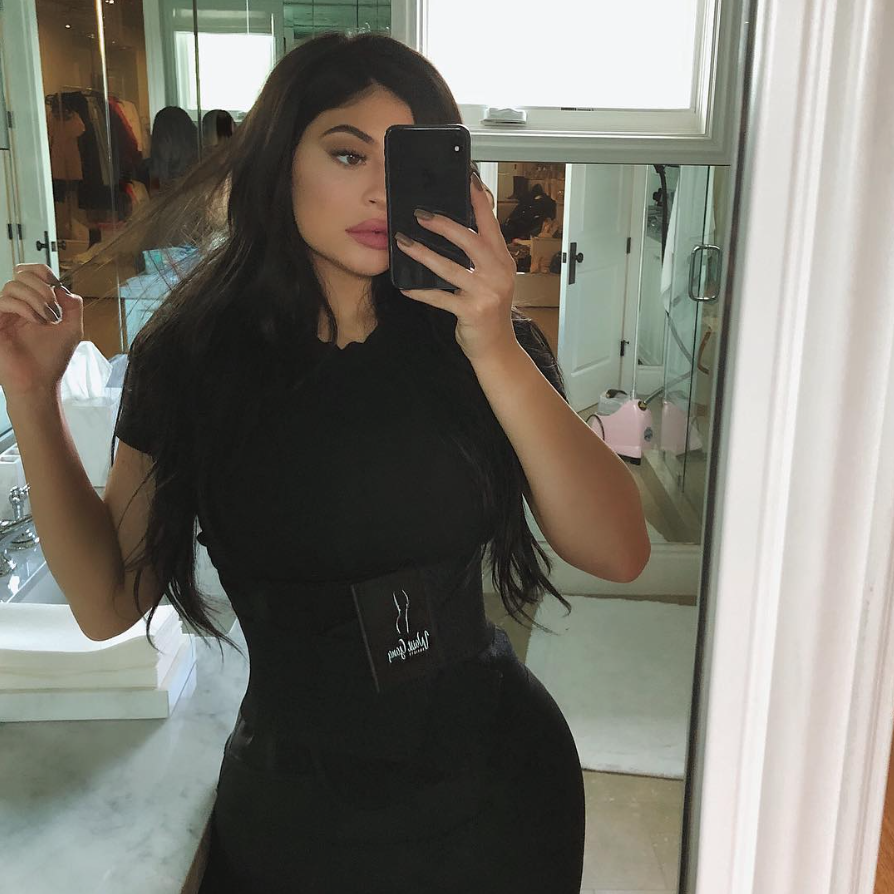 New Mom Kylie Jenner Begins Waist Training With 'Snapback' Package